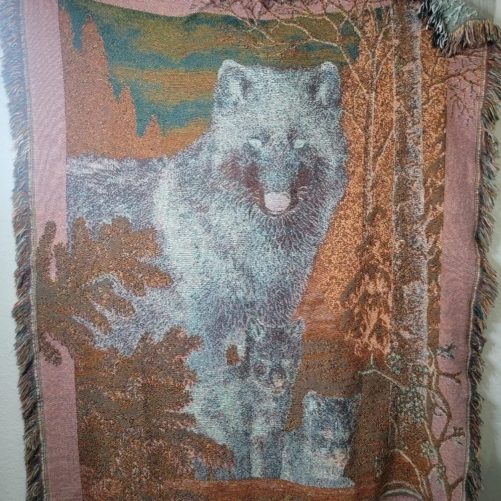 Source Unknown Wolf‎ Family Tapestry Blanket - Brown and Green
